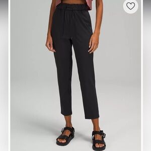 Lululemon Stretch High-Rise Pant 7/8 Length in black, size 2